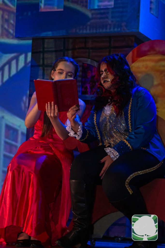 Treinamento de Teatro: A Bela e a Fera